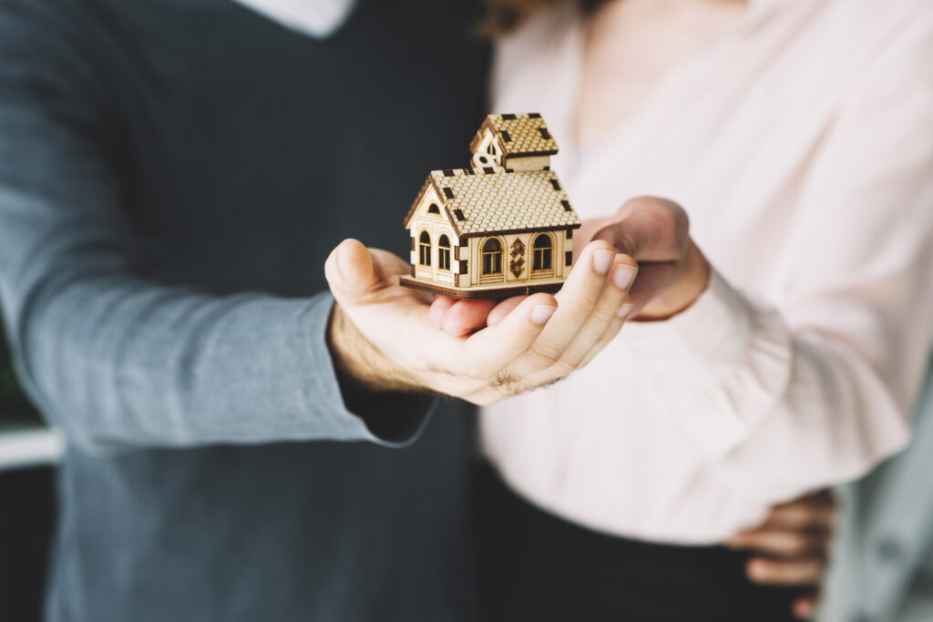 real estate investors in bay shore